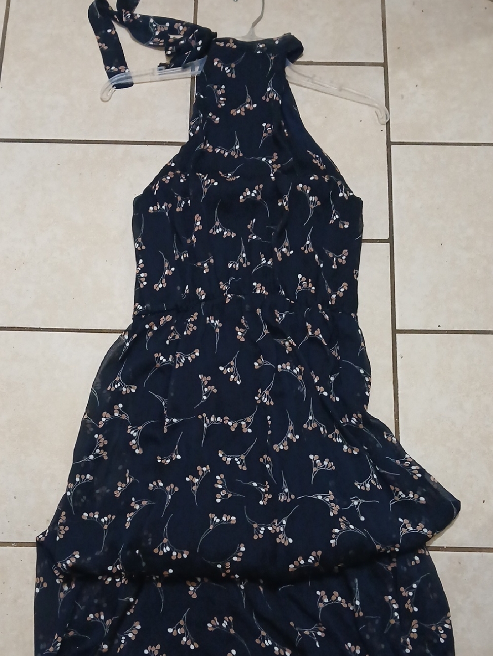 ISLA MAUDE Womens Size 10 Navy Floral Halter Maxi Dress